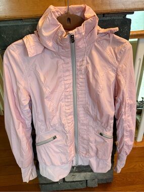 Lululemon Run: Back On Track Baby Pink Hooded Jacket Size 8